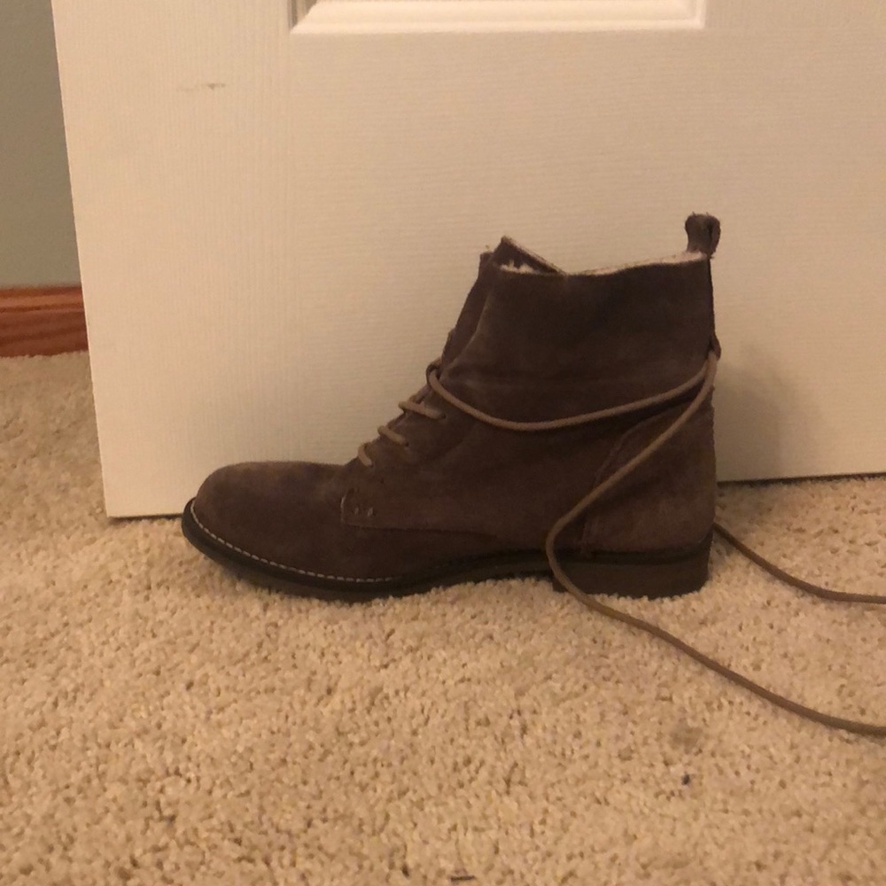Steve Madden bootie